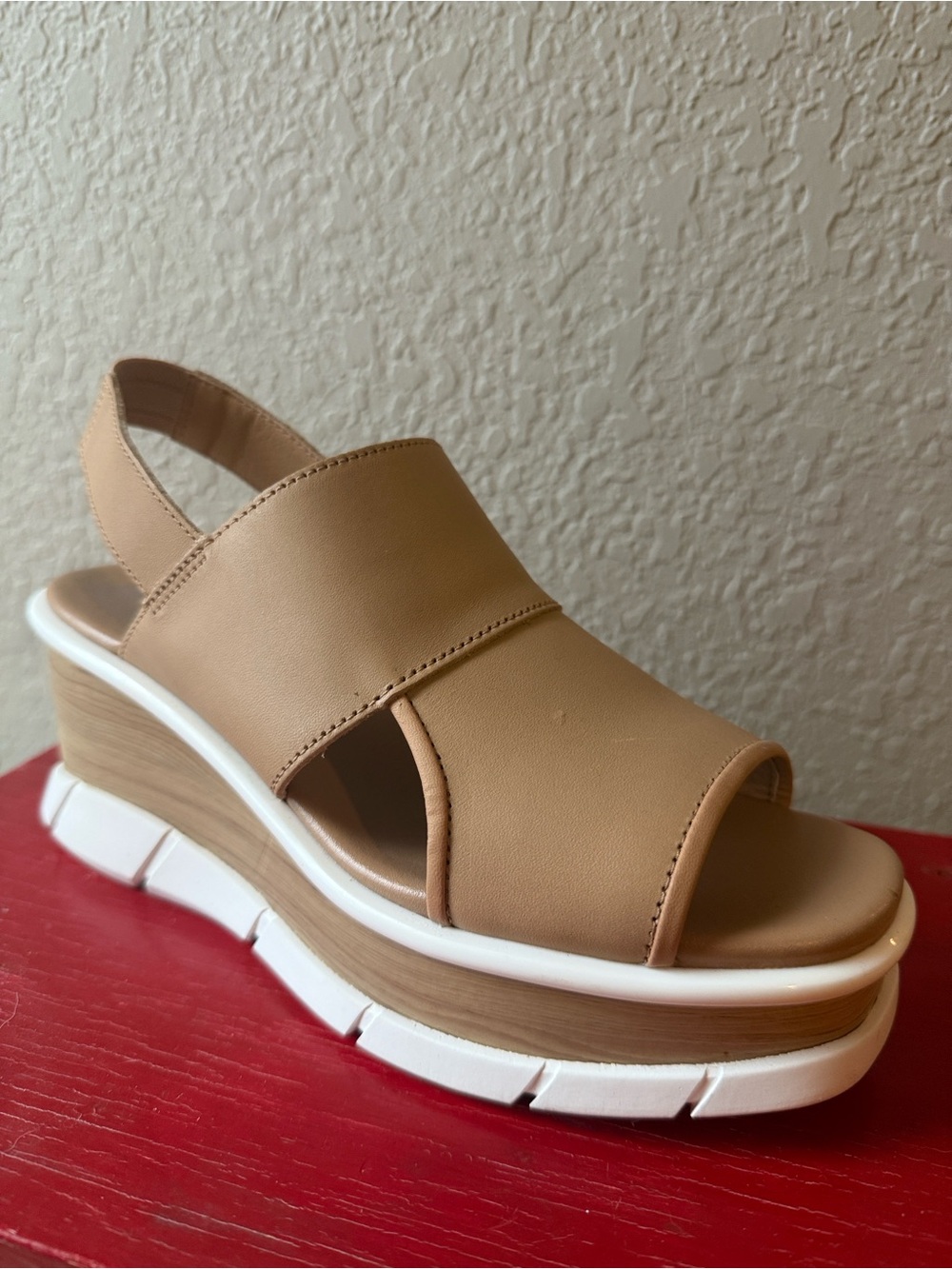 Sorel Cameron wedge sandal, tan leather sling back. Comfy.  Vacation.